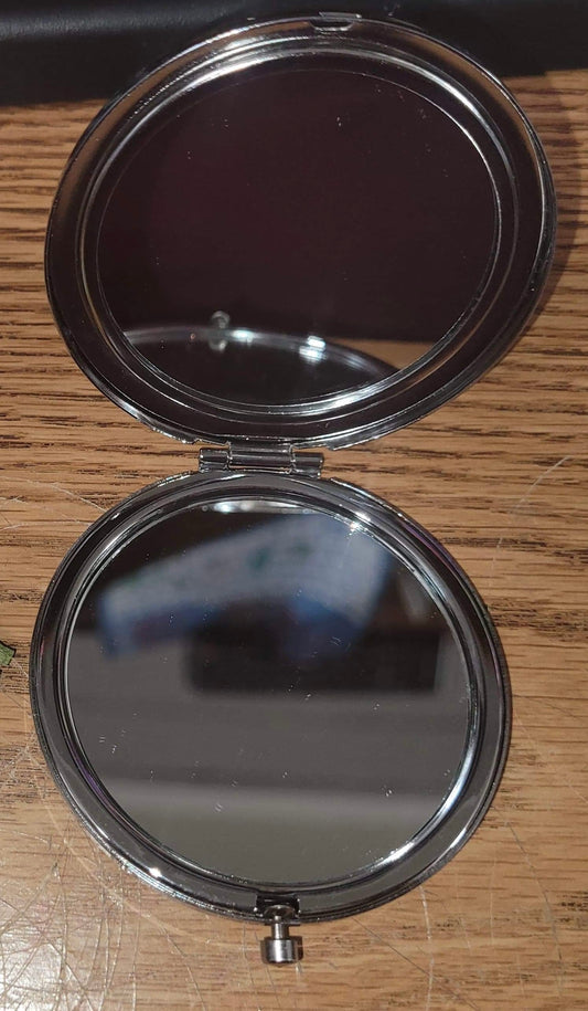 Compact Mirror